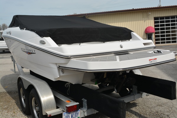 20ft Monterey Yacht For Sale