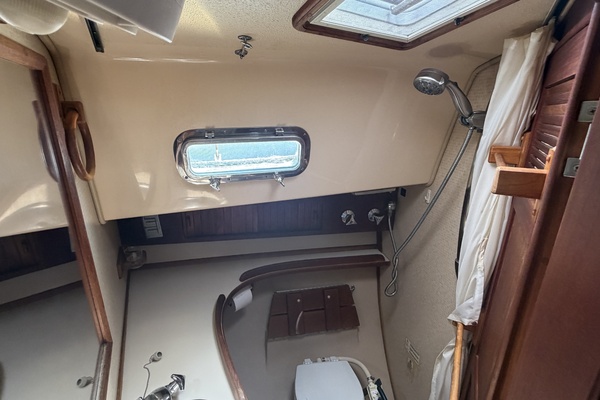 Beau 32ft Island Packet Yacht For Sale