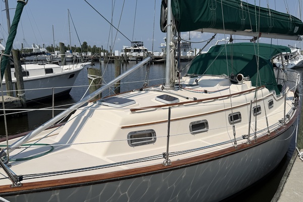 Beau 32ft Island Packet Yacht For Sale