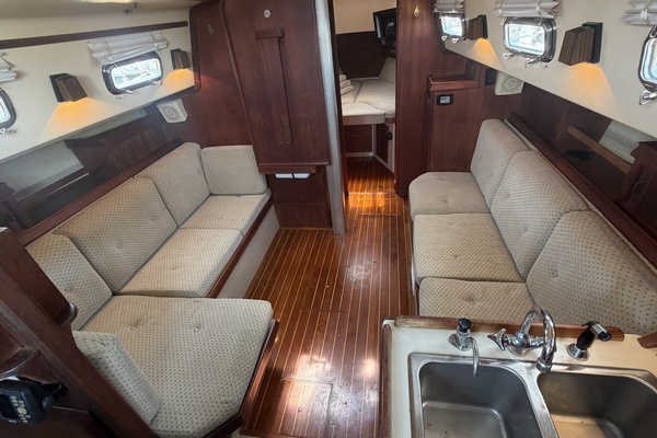 Beau 32ft Island Packet Yacht For Sale