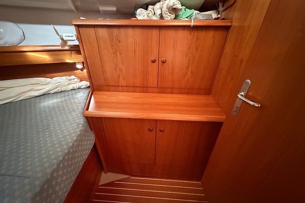 Banana Wind 40ft Jeanneau Yacht For Sale