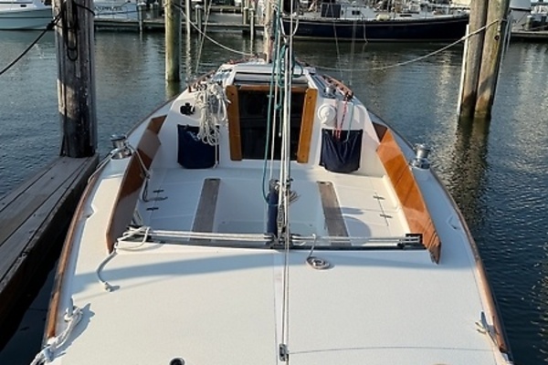 Coup De Foudre 28ft Alerion Yacht For Sale
