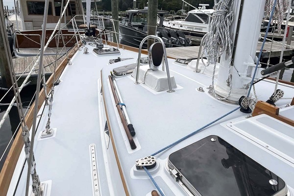 MALAMOK 46ft Little Harbor Yacht For Sale