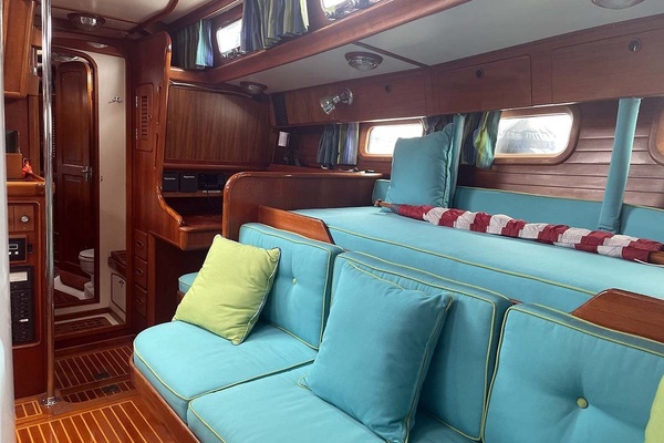 MALAMOK 46ft Little Harbor Yacht For Sale