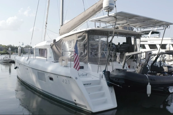 Lagoon 421 Yacht For Sale