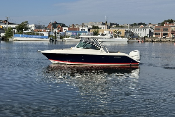 23ft Pursuit Yacht For Sale