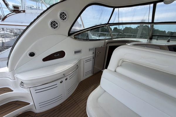 Sea Ray 510 Sundancer Yacht For Sale