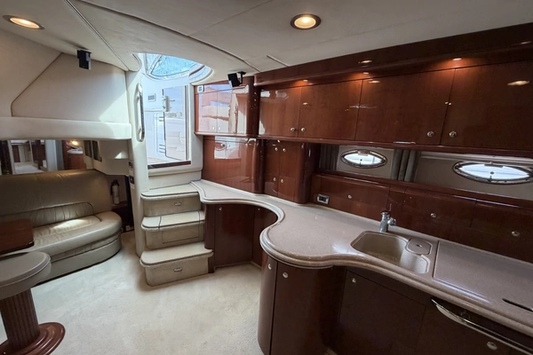 Sea Ray 510 Sundancer Yacht For Sale