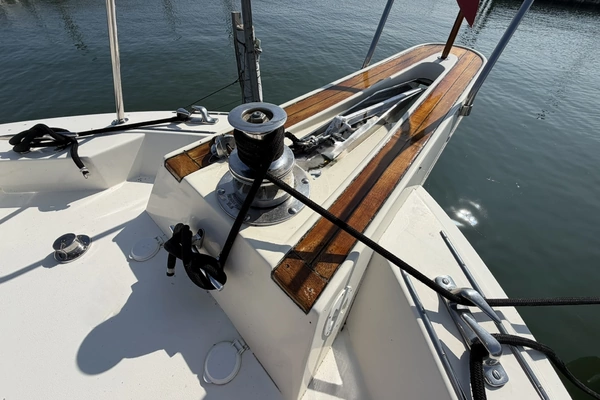 Hatteras CPMY Yacht For Sale