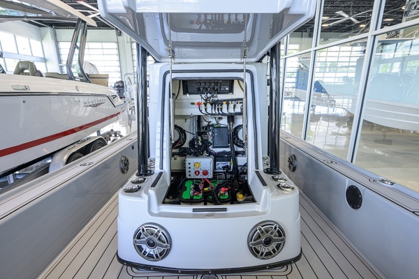 24ft Yellowfin Yacht For Sale