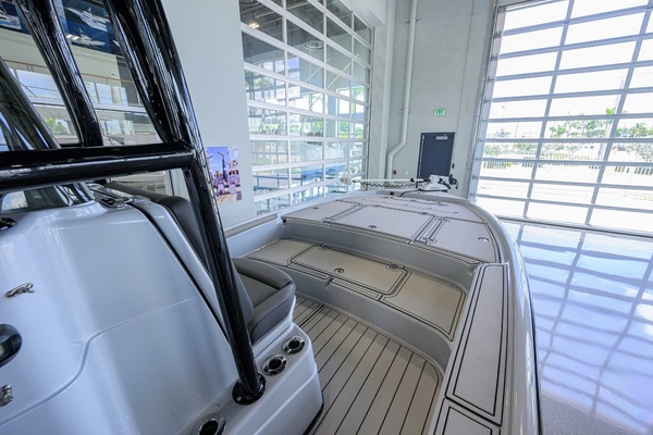24ft Yellowfin Yacht For Sale