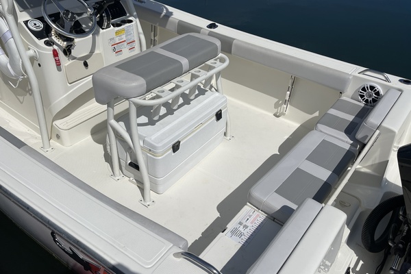 21ft Mako Yacht For Sale