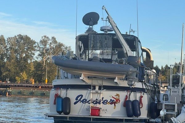 JESSTER 47ft Chris Craft Yacht For Sale