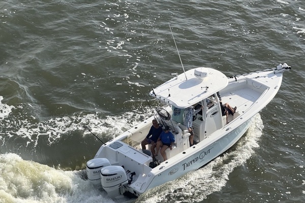 2016 Sea Hunt Gamefish 27FS