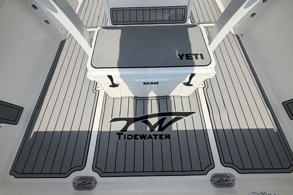 23ft Tidewater Yacht For Sale