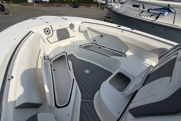 23ft Tidewater Yacht For Sale