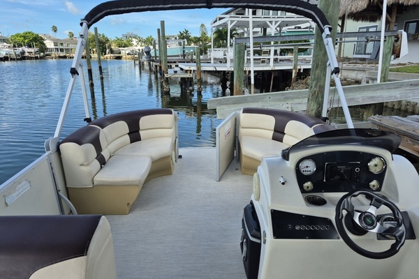 20ft Lexington Yacht For Sale