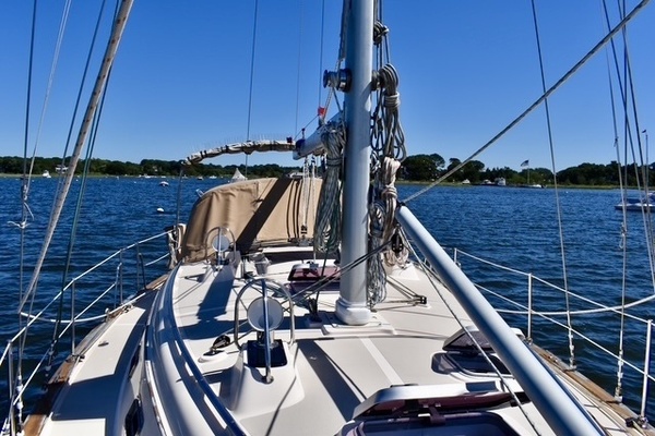 Atalanta 37ft Island Packet Yacht For Sale