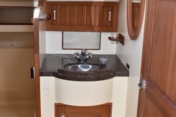 Atalanta 37ft Island Packet Yacht For Sale