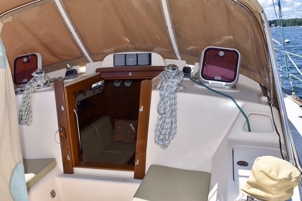 Atalanta 37ft Island Packet Yacht For Sale
