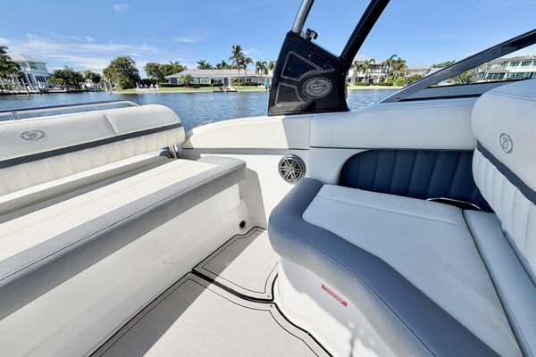 23ft Cobalt Yacht For Sale