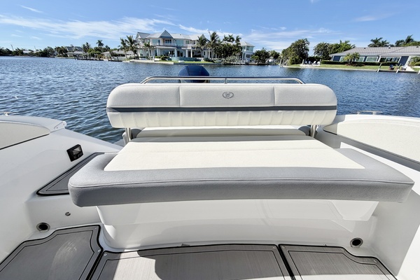 23ft Cobalt Yacht For Sale