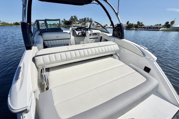 23ft Cobalt Yacht For Sale