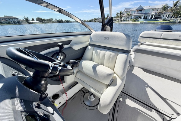 23ft Cobalt Yacht For Sale