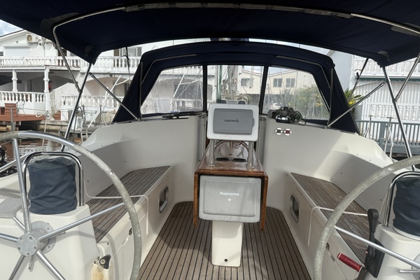 Zazu 50ft Jeanneau Yacht For Sale