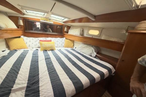 Zazu 50ft Jeanneau Yacht For Sale