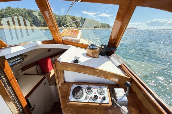 MARISOL 26ft Wasque Yacht For Sale