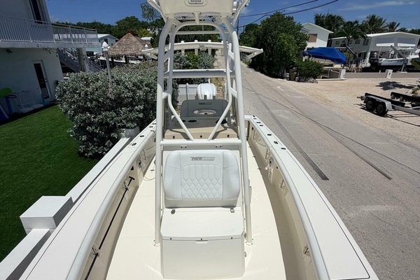 24ft Pathfinder Yacht For Sale