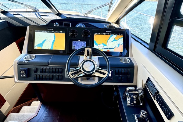 65ft Sea Ray Yacht For Sale