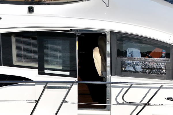 65ft Sea Ray Yacht For Sale