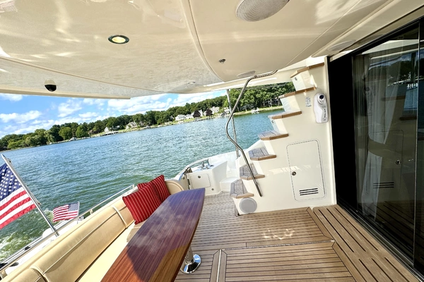 Sea Ray L650 Fly Yacht For Sale