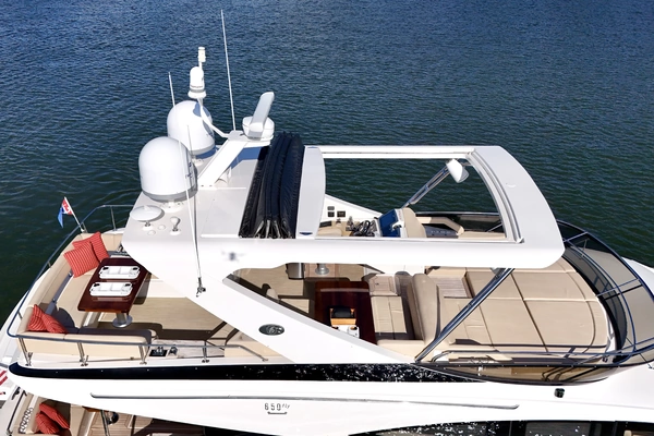 Sea Ray L650 Fly Yacht For Sale