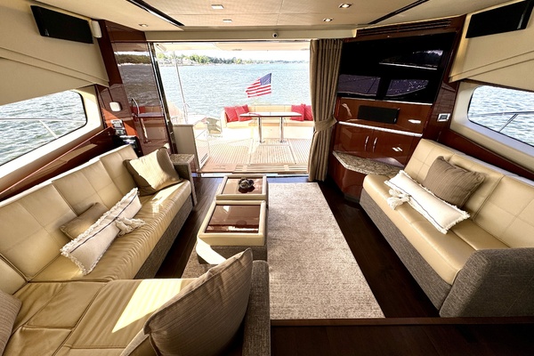 65ft Sea Ray Yacht For Sale