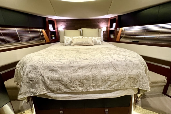 Sea Ray L650 Fly Yacht For Sale