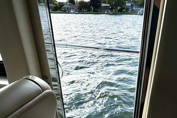Sea Ray L650 Fly Yacht For Sale