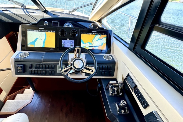 65ft Sea Ray Yacht For Sale