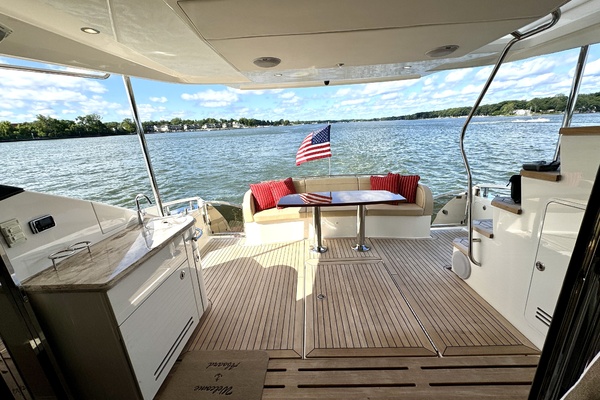 65ft Sea Ray Yacht For Sale