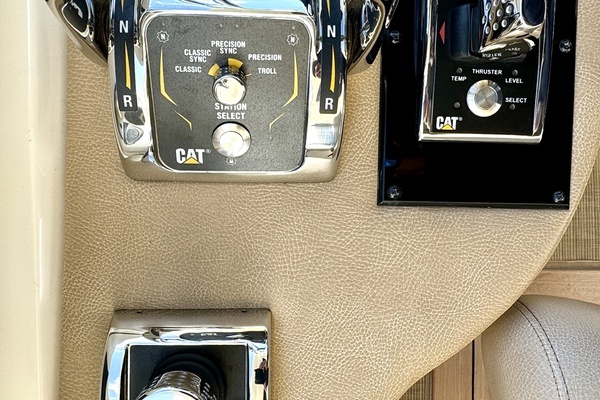 65ft Sea Ray Yacht For Sale