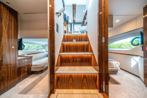 46ft Riviera Yacht For Sale