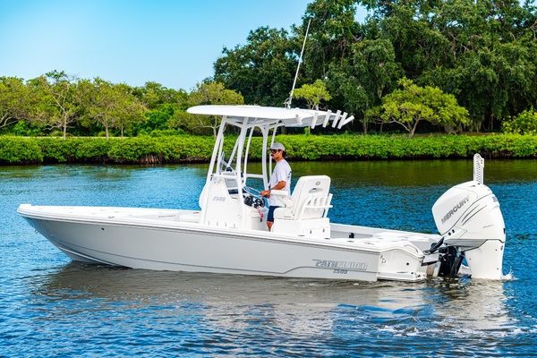 25ft Pathfinder Yacht For Sale