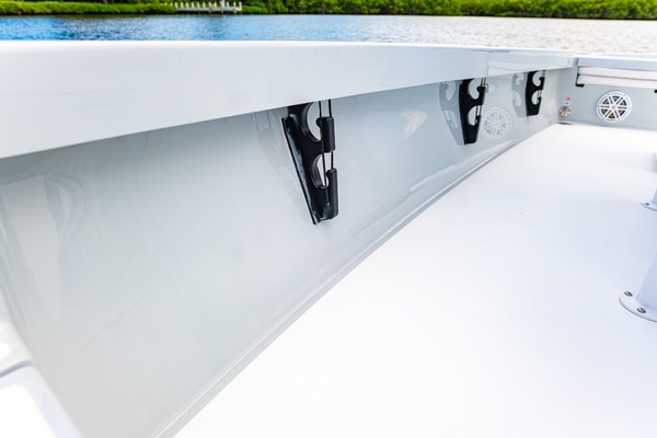 25ft Pathfinder Yacht For Sale