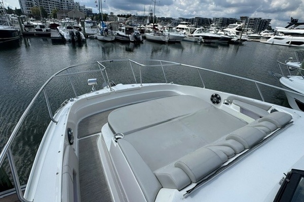 32ft Sea Ray Yacht For Sale
