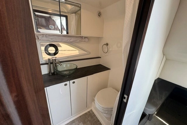 Sea Ray 320 Sundancer Yacht For Sale