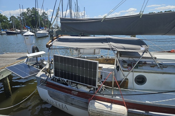 28ft Bristol Channel Cutter Yacht For Sale