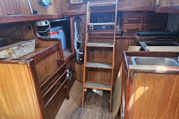 28ft Bristol Channel Cutter Yacht For Sale