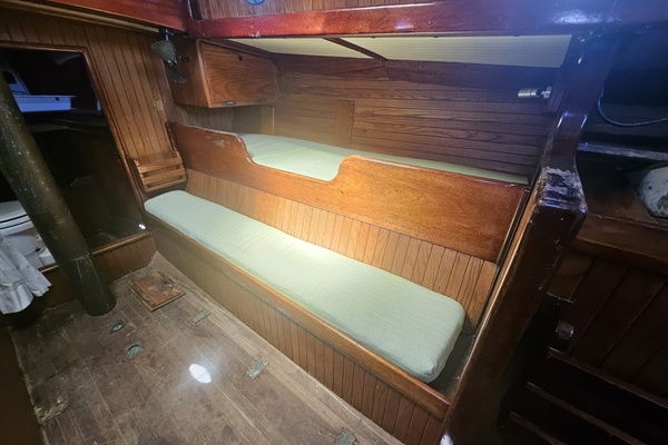 28ft Bristol Channel Cutter Yacht For Sale